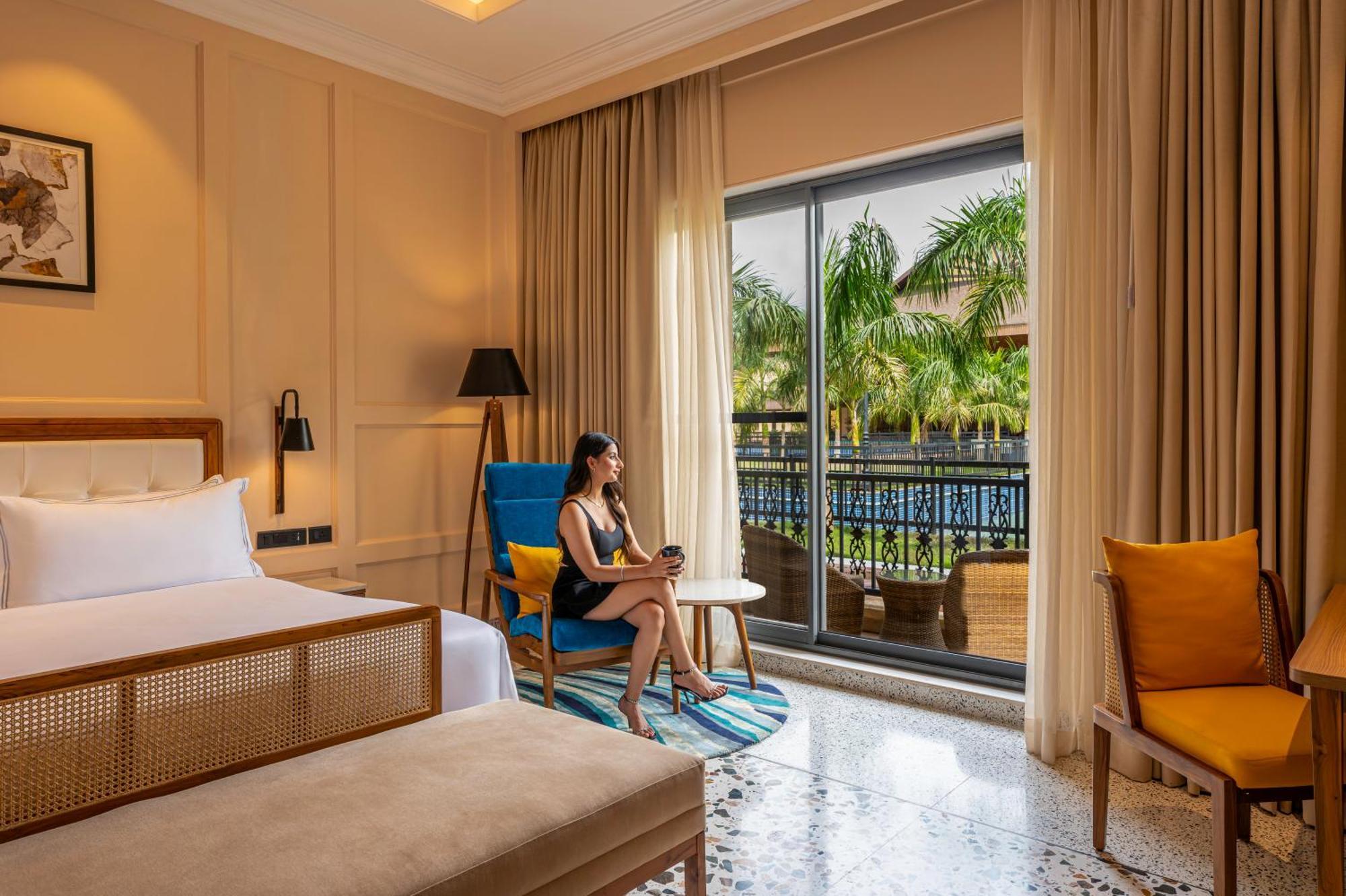Radisson Blu Plaza Resort & Convention Centre Karjat Exteriör bild A guest at the hotel